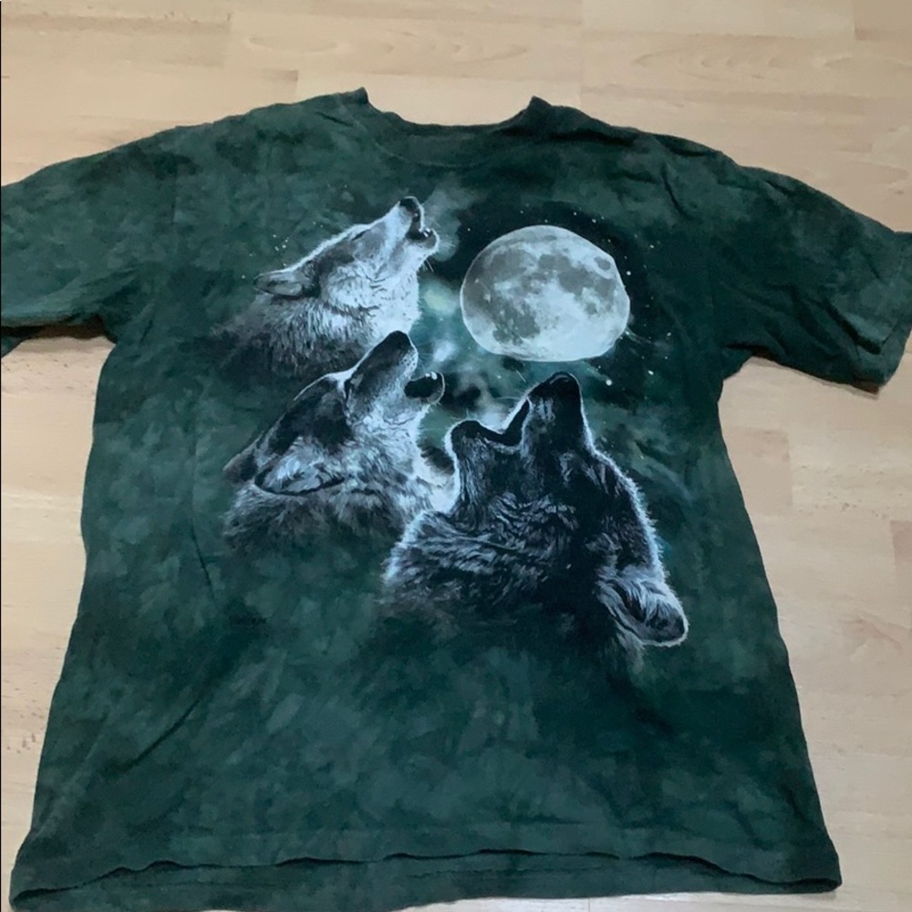 Moody tie dye wolf tee